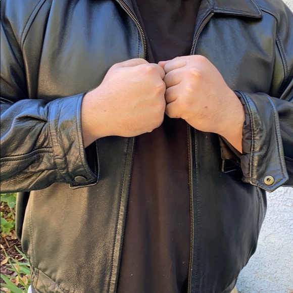 Perry Ellis Sleek Classic Black Essential Staple Top Gun Leather Bomber Jacket - Picture 6 of 11